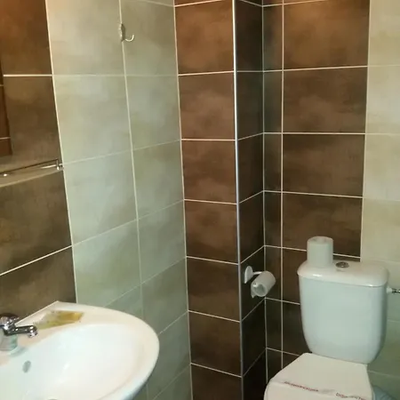 Family нouse -нotel Asai Hotel