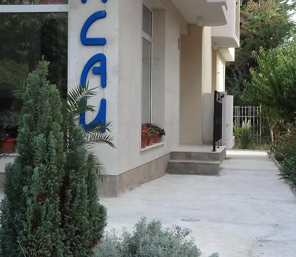 Family нouse -нotel Asai Отель Равда