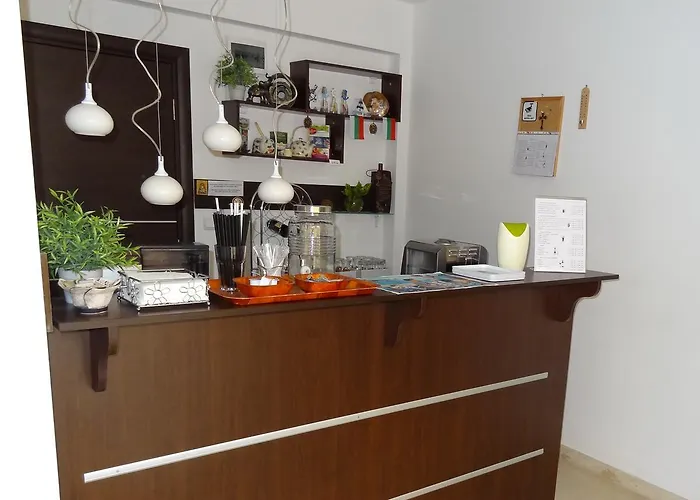 Family нouse -нotel Asai Равда