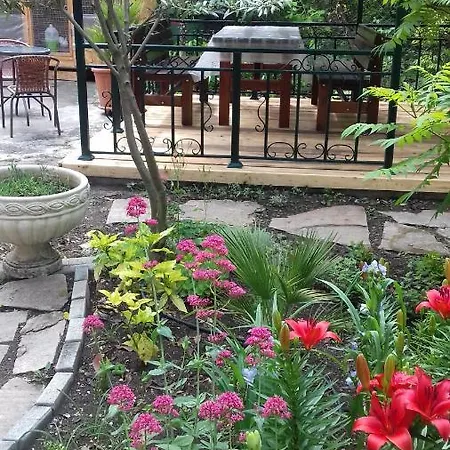 Отель Family нouse -нotel Asai