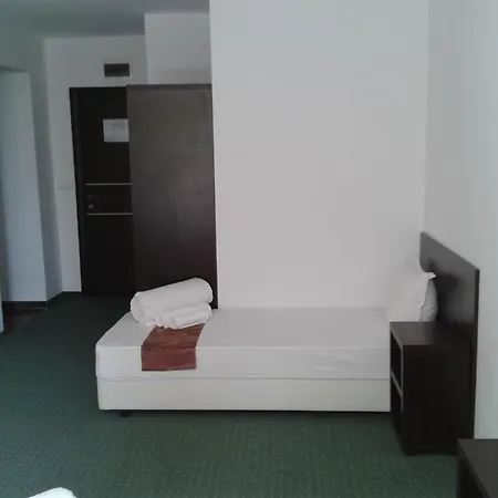 Family нouse -нotel Asai 호텔 라브다