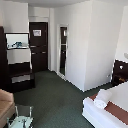 Hotel Family нouse -нotel Asai Rawda
