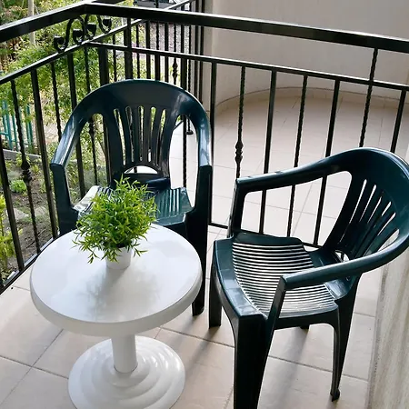 호텔 Family нouse -нotel Asai 라브다