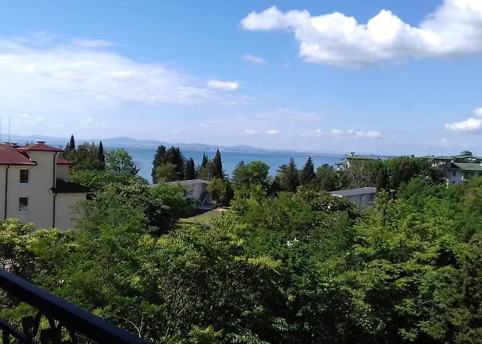 Hotel Family нouse -нotel Asai Ravda