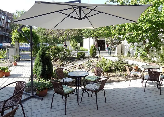 Family нouse -нotel Asai Ravda